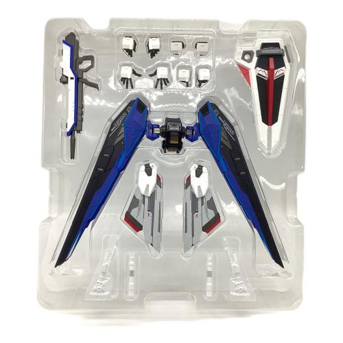 BANDAI (バンダイ) 超合金 ZGMF-X10A フリーダムガンダム Ver.GCP アクションフィギュア