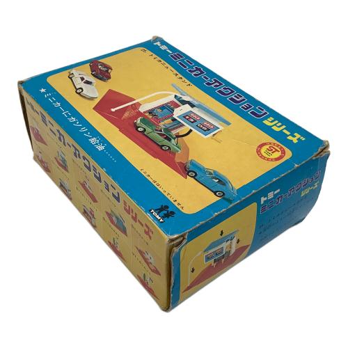 TOMY (トミー) ミニカーアクションシリーズ トミカニュースタンド