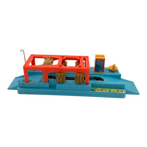 TOMY (トミー) ミニカーアクションシリーズ トミカ洗車場