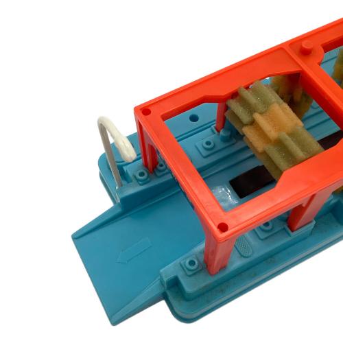 TOMY (トミー) ミニカーアクションシリーズ トミカ洗車場
