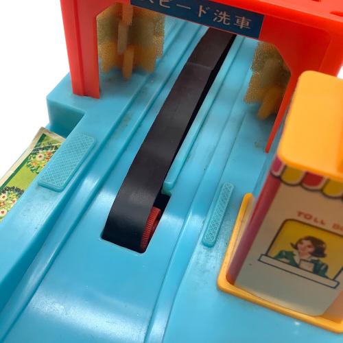 TOMY (トミー) ミニカーアクションシリーズ トミカ洗車場