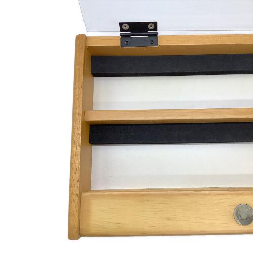 ZIPPOコレクションケース