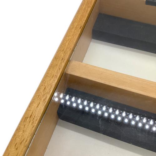 ZIPPOコレクションケース