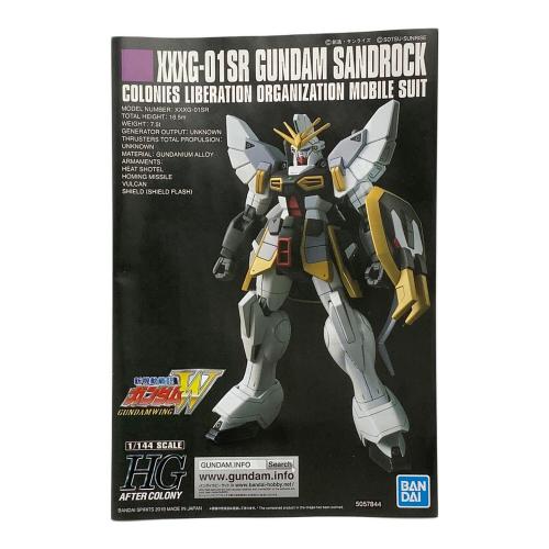 BANDAI (バンダイ) ガンダムサンドロック[クリアカラー] ガンプラ HG 1/144