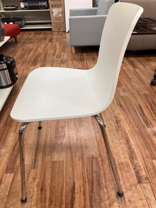 Vitra (ヴィトラ) チェア ホワイト ハルチューブ
