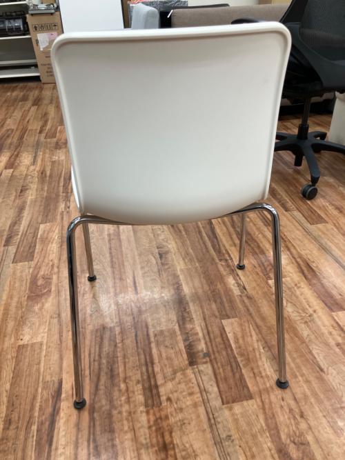 Vitra (ヴィトラ) チェア ホワイト ハルチューブ