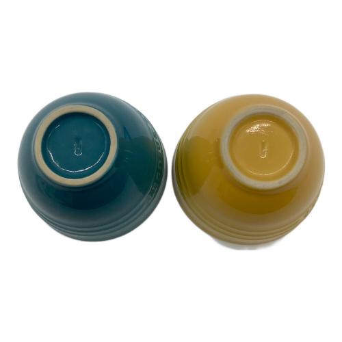 LE CREUSET (ルクルーゼ) SMALL TEAPOT AND SET OF 4 CUPS