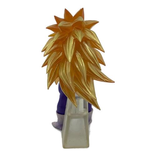 BANDAI　トレーディングフィギュア　DGドラゴンボール ベジータ 超サイヤ人３ フィギュア