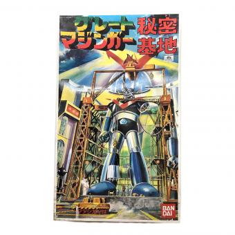 BANDAI (バンダイ) グレートマジンガー秘密基地 グレートマジンガー付 プラモデル
