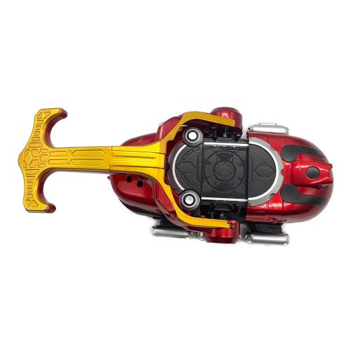 仮面ライダーカブト (カメンライダーカブト) コンプリートセレクションモディフィケーション カブトゼクターver.1.5 「仮面ライダーカブト」 プレミアムバンダイ限定 仮面ライダー