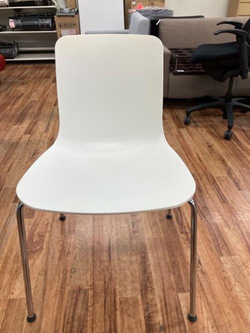 Vitra (ヴィトラ) チェア ホワイト ハルチューブ
