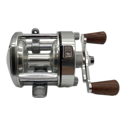 SHIMANO (シマノ) リール Bantam200