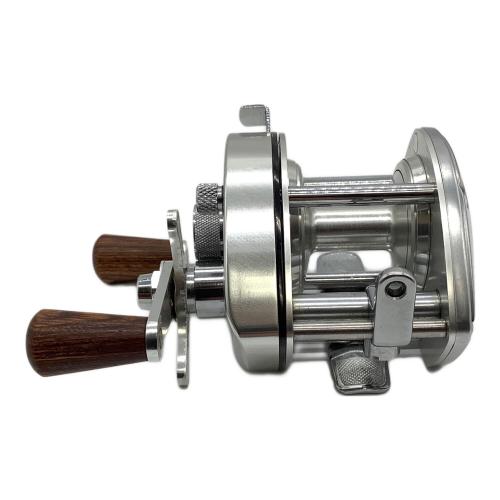 SHIMANO (シマノ) リール Bantam200