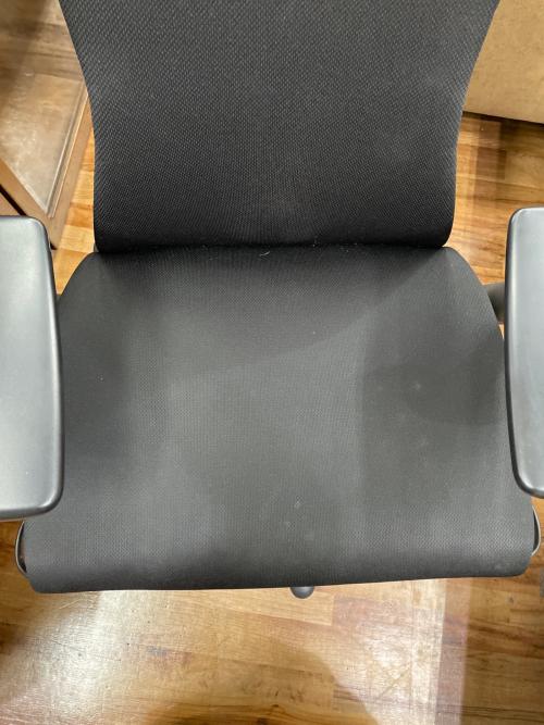 Herman Miller (ハーマンミラー) エンボディチェア CN122AWAAG1G1BB3014 168 ブラック
