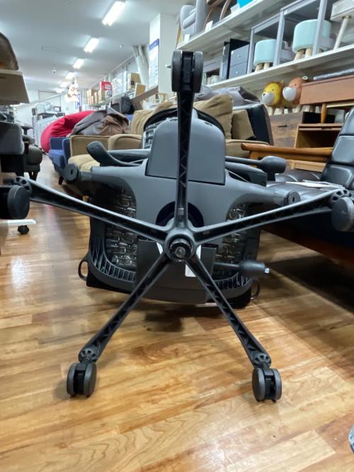 Herman Miller (ハーマンミラー) エンボディチェア CN122AWAAG1G1BB3014 168 ブラック