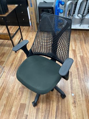 Herman Miller (ハーマンミラー) セイルチェア AS1YA23HA-1442 ブラック×グリーン Suspension Mid-Back