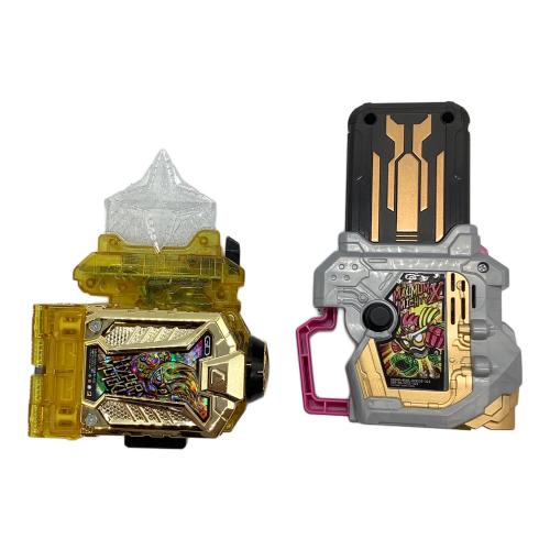 BANDAI　仮面ライダーエグゼイド DXハイパームテキガシャット＆マキシマムマイティメガシャットセット