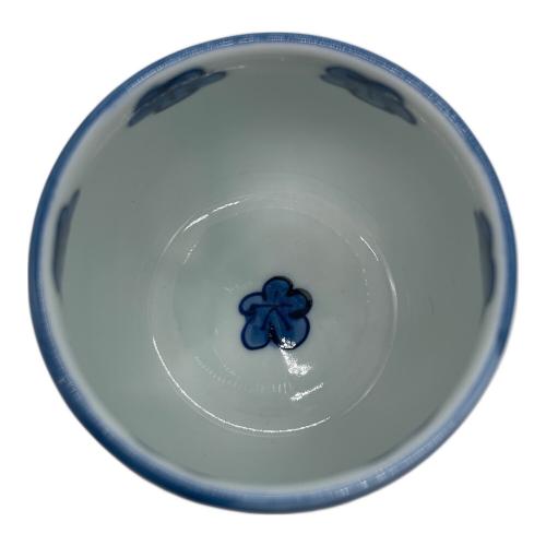 源右衛門窯 (ゲンエモンガマ) 湯呑み 染付梅紋湯呑
