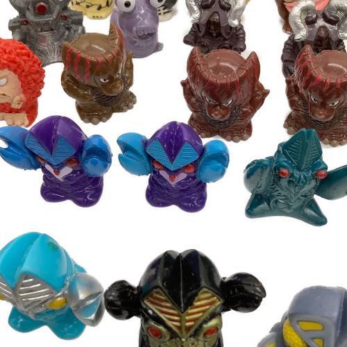 円谷プロ　ウルトラマン 指人形セット  94点