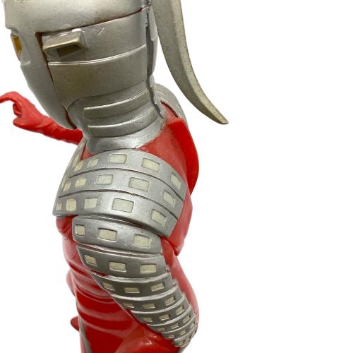 円谷プロ　ウルトラセブン ソフビフィギュア 1999年