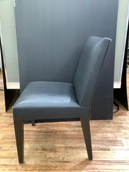CASSINA IXC. (カッシーナ イクスシー) ダイニングチェアー DIVA @ PHILIPPE HUREL ブラック