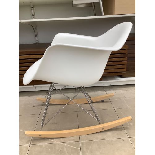 Herman Miller (ハーマンミラー) シェルチェア ホワイト ロッカー