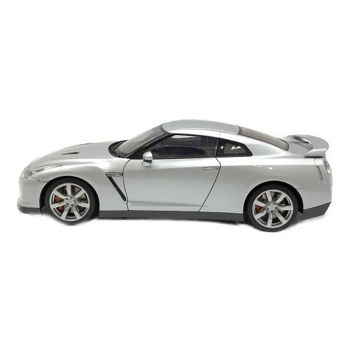 AUTOart (オートアート) 1/18 NISSAN GT-R (R35) シルバー｜トレファク