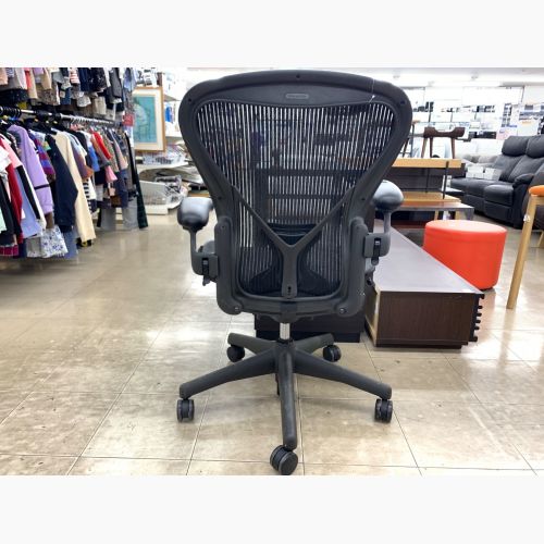 Herman Miller (ハーマンミラー) クラッシックアーロンチェア 前傾チルトレバー欠品 グラファイト