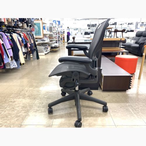 Herman Miller (ハーマンミラー) クラッシックアーロンチェア 前傾チルトレバー欠品 グラファイト