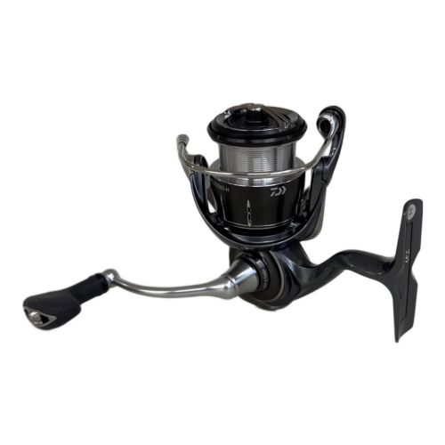 DAIWA (ダイワ) リール 24LUVIAS PC LT2500-H スピニングリール