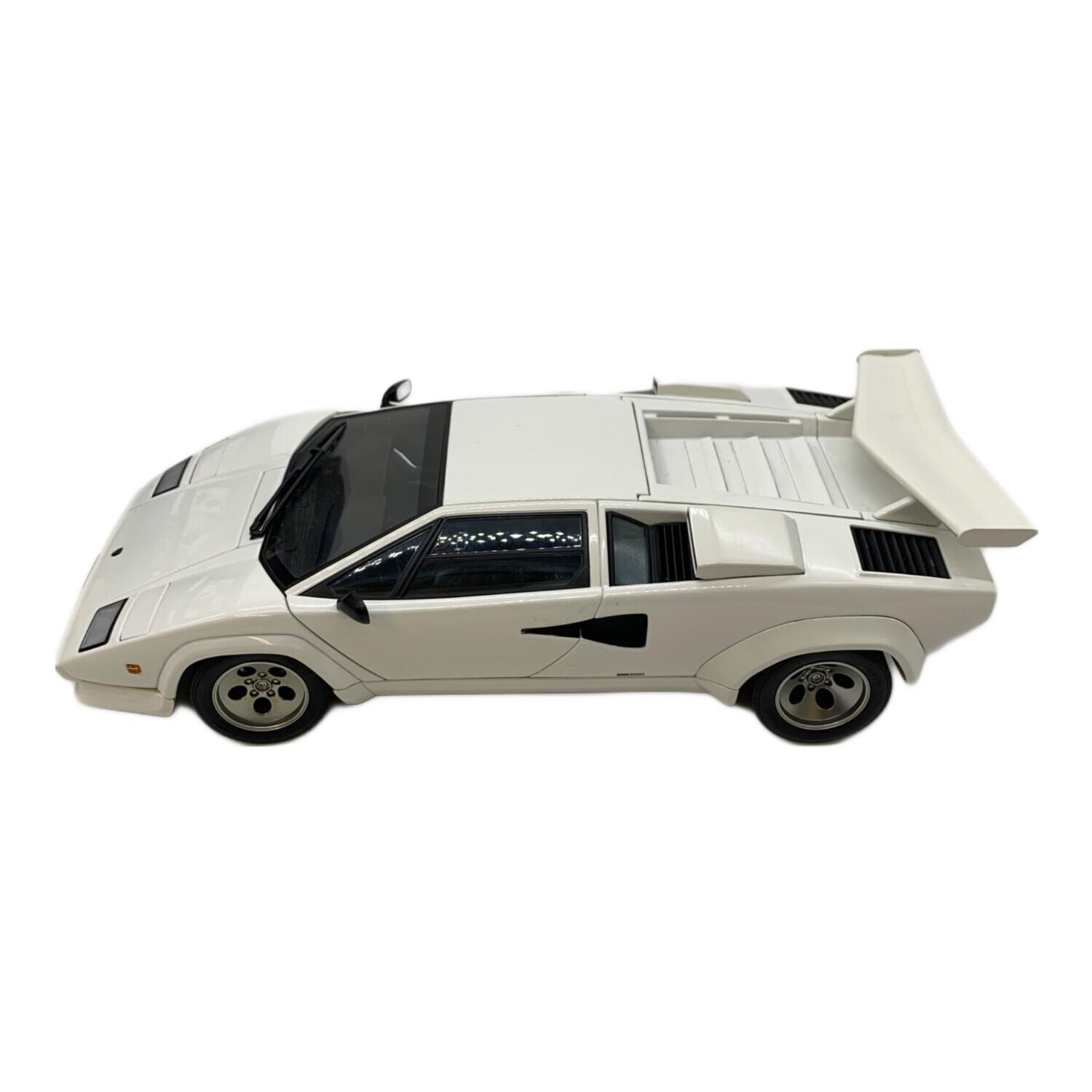 ミニカー1/18オートアートミレニアム ランボルギーニカウンタック5000S