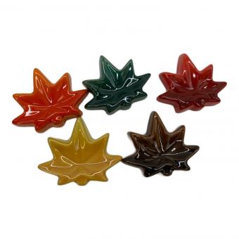 LE CREUSET (ルクルーゼ) 箸置き 紅葉