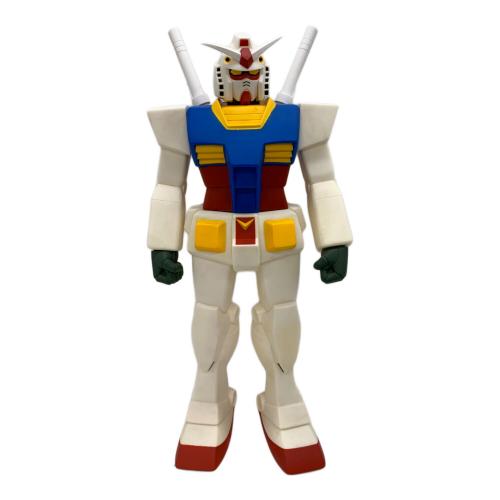 機動戦士ガンダム (キドウセンシガンダム) スーパーサイズソフビフィギュア RX-78-2