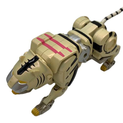 百獣戦隊ガオレンジャー (ヒャクジュウセンタイガオレンジャー) 戦隊ヒーロー DX超合金 GD-21 百獣合体 ガオキング