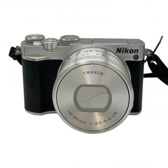 Nikon (ニコン) ミラーレス一眼カメラ Nikon 1 J5 ダブルレンズキット 1 J5 -