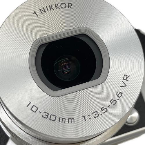Nikon (ニコン) ミラーレス一眼カメラ Nikon 1 J5 ダブルレンズキット 1 J5 -