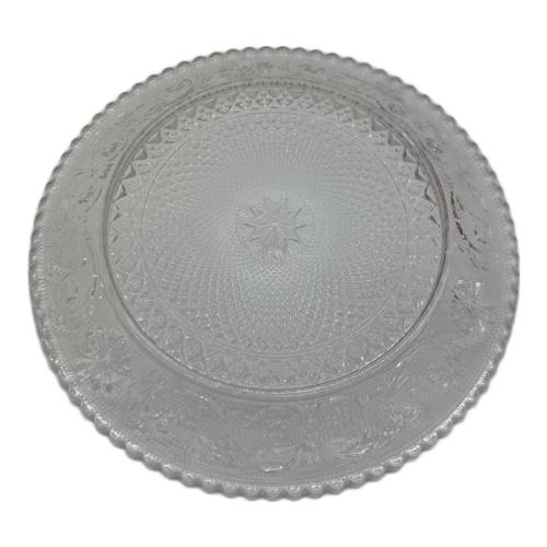 Baccarat (バカラ) ガラスプレート アラベスク