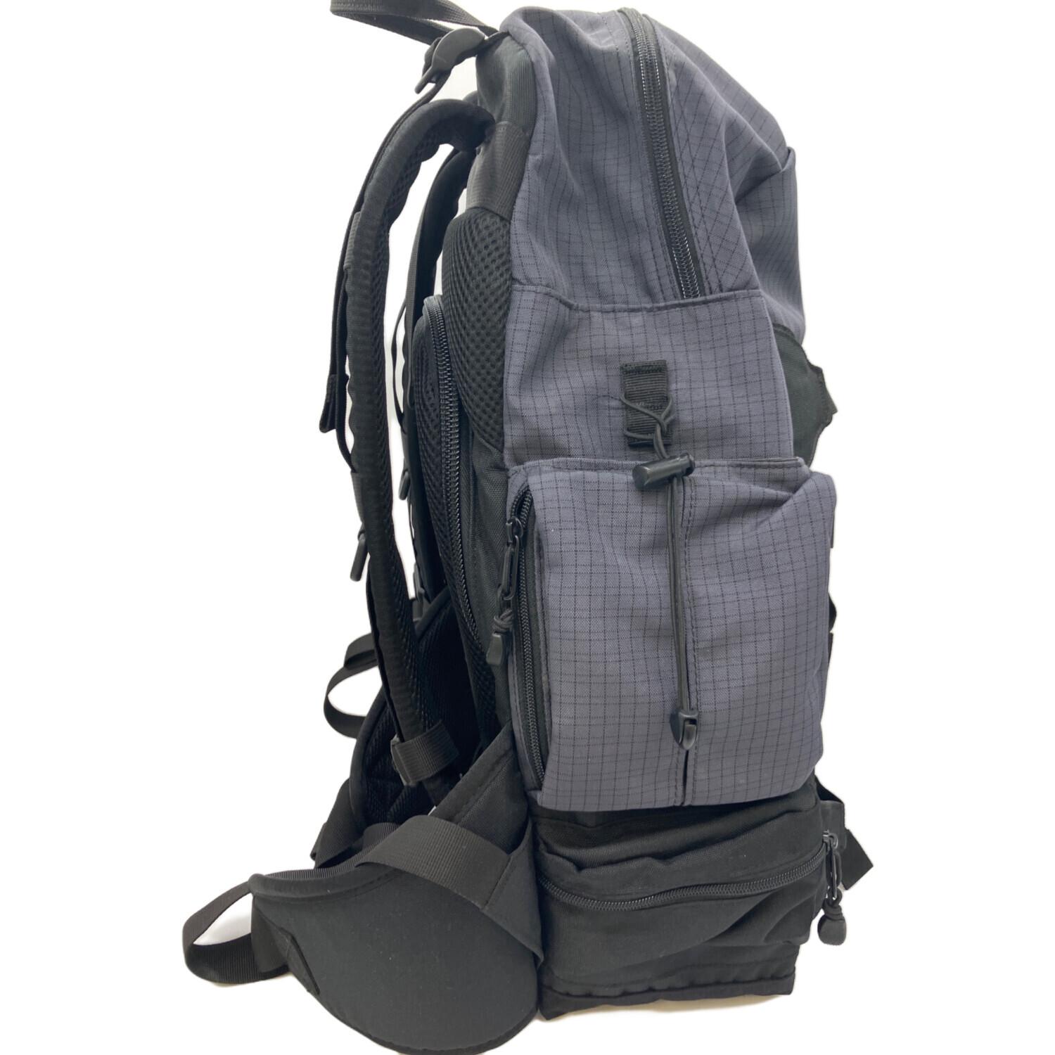 BURTON (バートン) カメラバッグ RN87380 ブラック｜トレファクONLINE