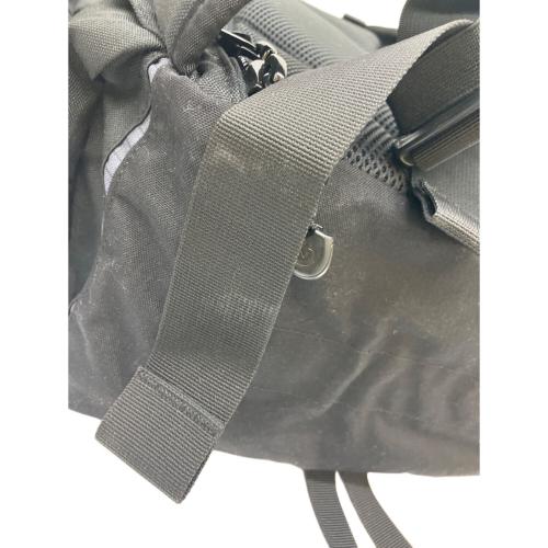 BURTON (バートン) カメラバッグ RN87380 ブラック