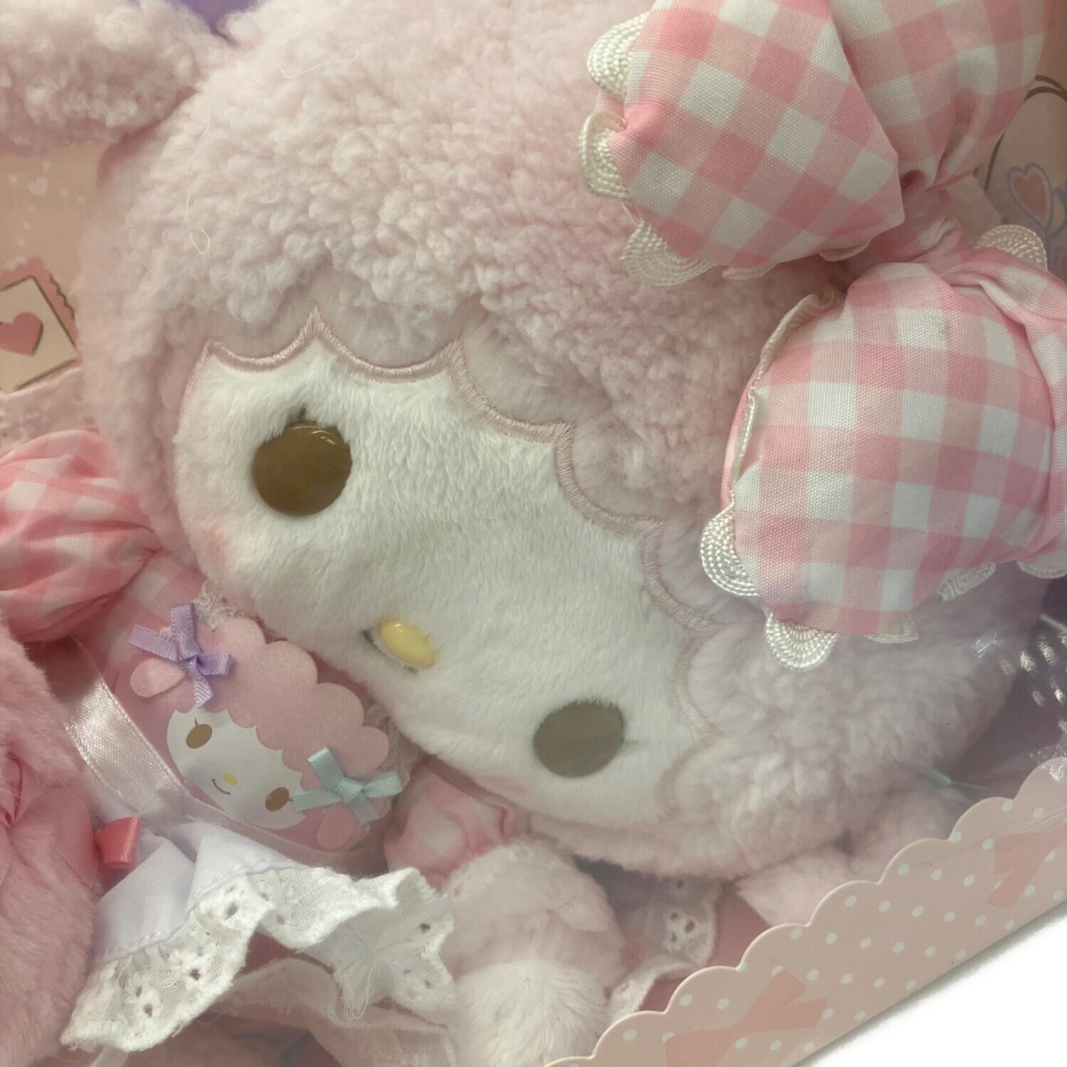 激レア　サンリオ公式 マイメロディ＆マイスウィートピアノ ぬいぐるみ3点セット サンリオキャラクターズ ぽよよんえあぽ～と』第十弾！ CA姿の「マイ