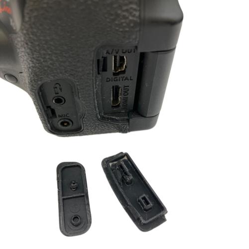 CANON (キャノン) デジタル一眼レフカメラ DS126311 側面ポート蓋破損有