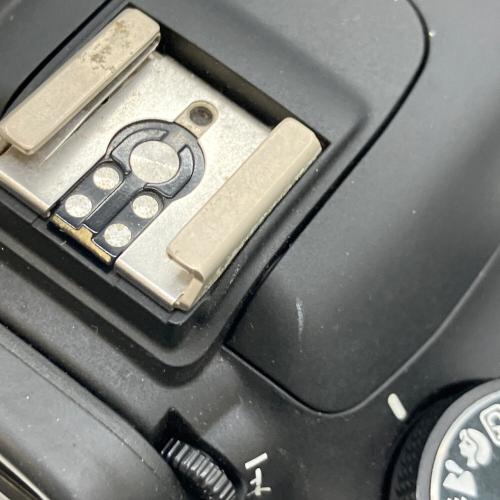 CANON (キャノン) デジタル一眼レフカメラ DS126311 側面ポート蓋破損有