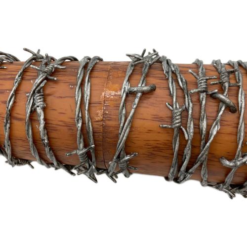 THE WALKING DEAD LUCILLE バット キャラクターグッズ 小キズ有・箱ダメージ有 McFarlane Toys