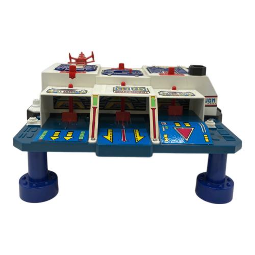 ポピー ウルトラマン80 UGM大型基地 @