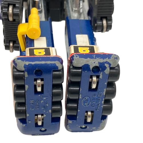 BANDAI (バンダイ) 超合金ボルテスV 左足黄色パーツ破損有