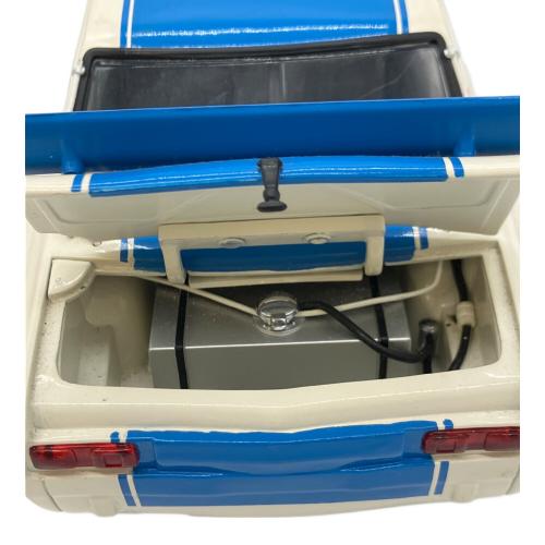 京商 (キョウショウ) 1/18 NISSAN SKYLINE 2000GT-R ダイキャストカー KPGC10 キズ・ワイパー折れ有