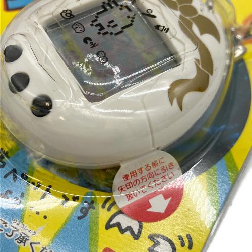 BANDAI (バンダイ) たまごっち 新種発見たまごっちホワイト×ゴールド未使用 ▲