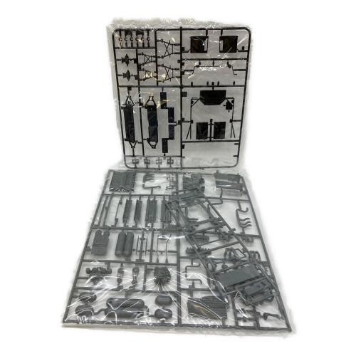 ケーニッヒ テスタロッサ 1/16 プラモデル 車