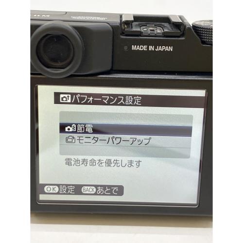 FUJIFILM (フジフィルム) デジタルカメラ X10