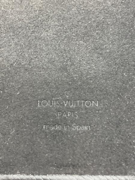 LOUIS VUITTON (ルイ ヴィトン) スマホケース M67806 BC0169